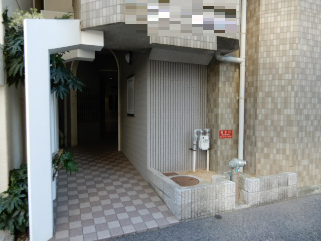 YKハイツ相生町のエントランス