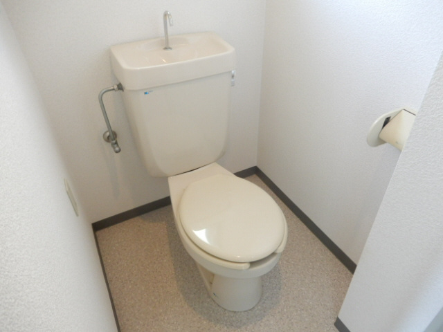 YKハイツ相生町のトイレ