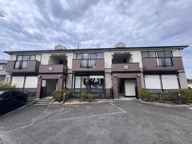 サンビレッジ吉川A