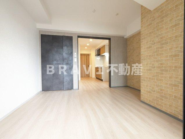 ファーストフィオーレ谷町六丁目フェリシア BRAVI不動産の寝室|開放的な寝室です