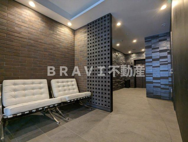 ファーストフィオーレ谷町六丁目フェリシア BRAVI不動産のロビー|毎日通るロビーはこのようになっています