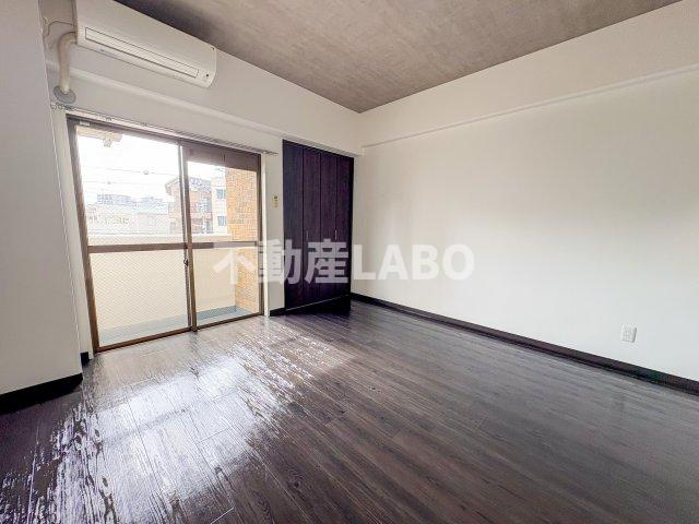 アーバンモール弁天町の内装