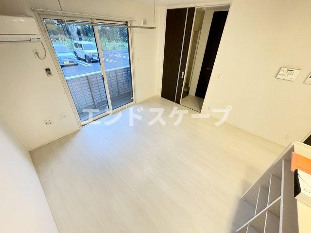 カーサカメリアの居間・リビング|高崎、前橋エリアのお部屋探しはエンドスケープまで！お客様の理想お聞かせ下さい♪