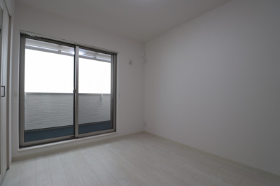 【洋室】 | ピレーネ諸口