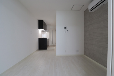 【居間・リビング】 | ピレーネ諸口