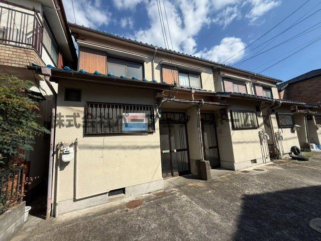 木田元宮一丁目テラスハウス　賃貸の外観|外観は落ち着いています