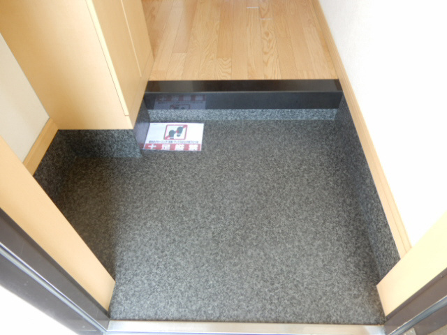 Ｗｅｓｔ Ｈｉｌｌｓ 壱番館の玄関