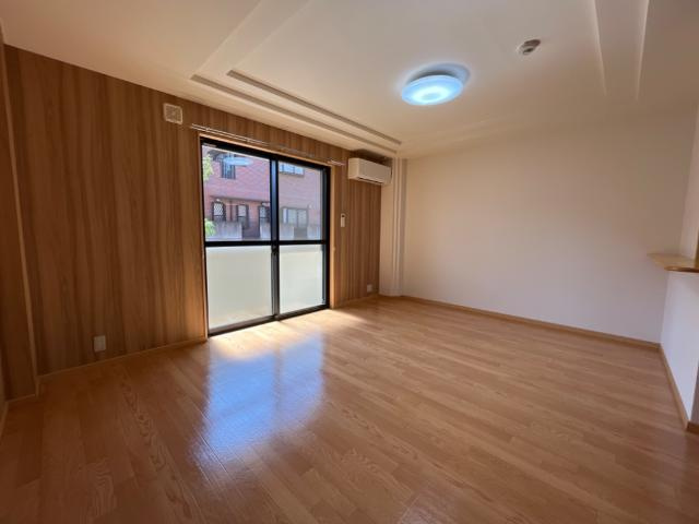 サンモール和坂の寝室|リビング