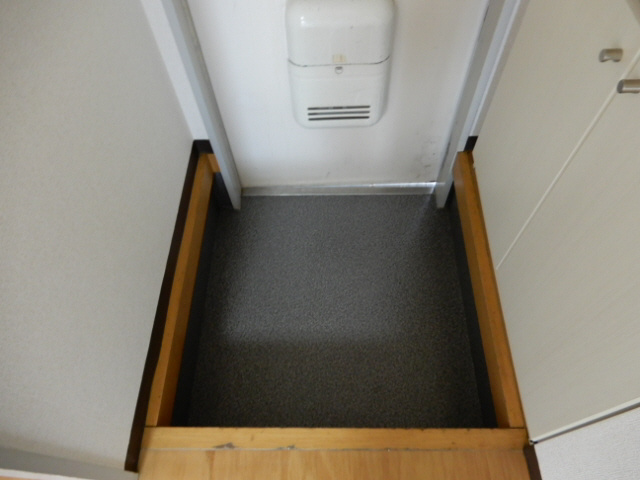 サンハイツ（片山）の玄関