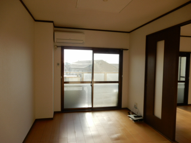 神戸市西区伊川谷町有瀬の賃貸マンションの寝室