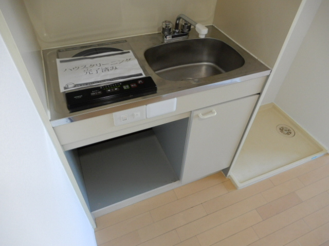 ラムール西舞子のキッチン