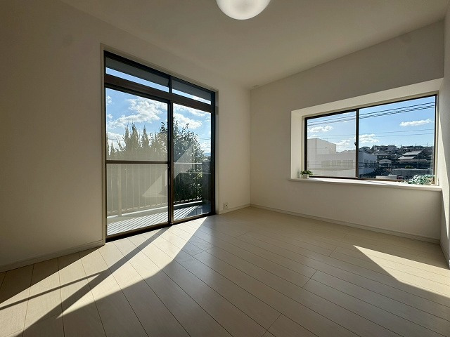 【洋室】 | 宗像市自由ヶ丘2丁目戸建