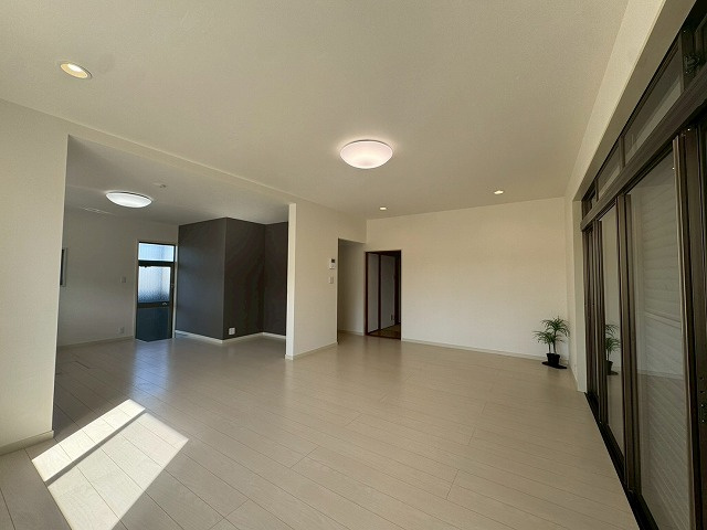 【居間・リビング】 | 宗像市自由ヶ丘2丁目戸建