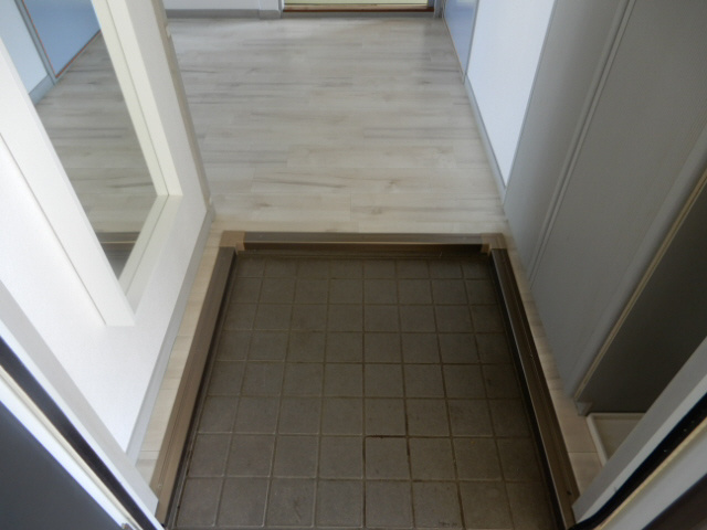 リヴェールFUJIの玄関