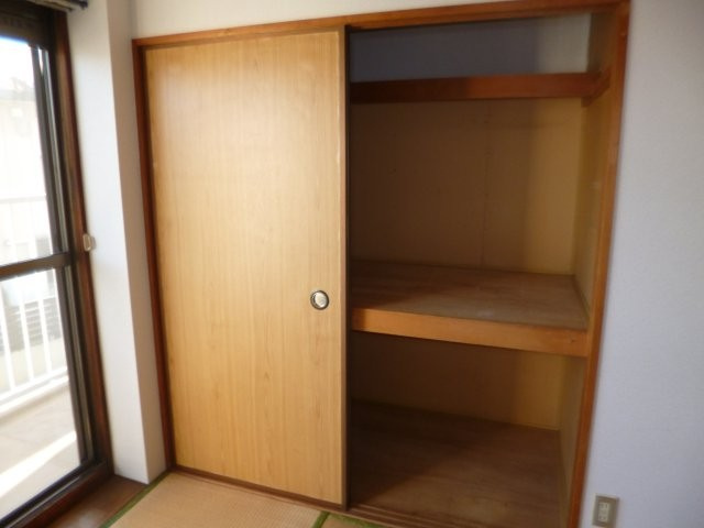 メゾン福島の収納