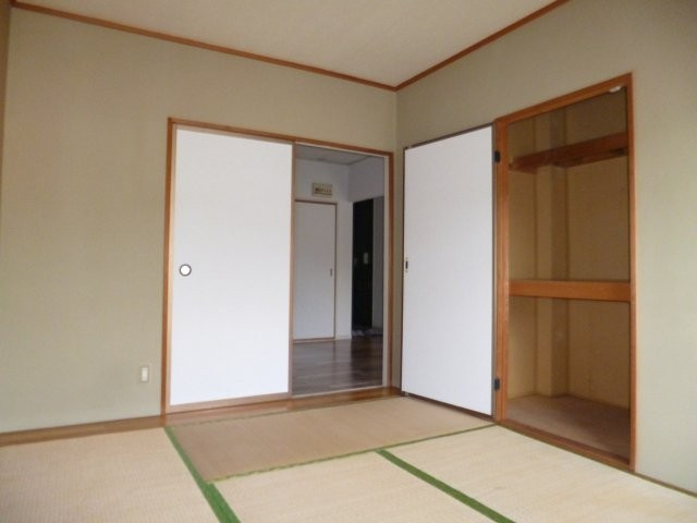 メゾン福島の和室