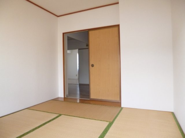 メゾン福島の和室