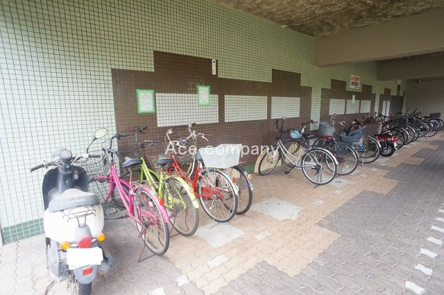 【駐輪場】の画像