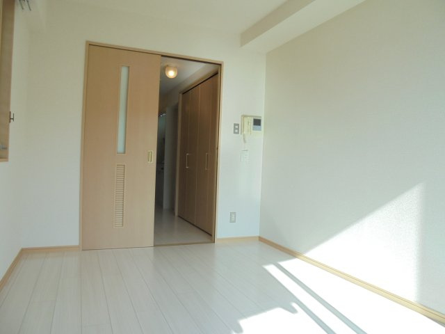 国府台三番館の居間・リビング