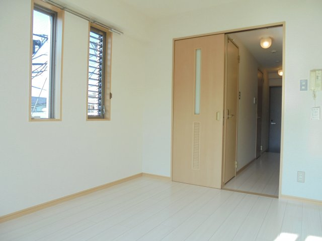 国府台三番館の居間・リビング