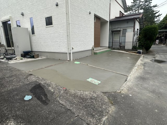 篠ケ瀬町897-4新築戸建の駐車場|2台駐車可能です