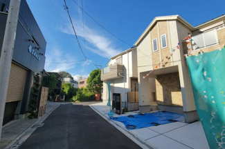 【前面道路含む現地写真】 | 南西道路につき日当たり良好です