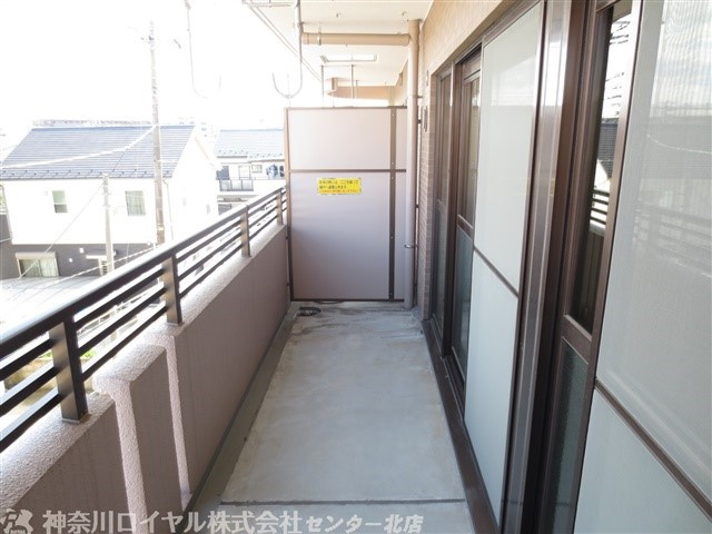 【バルコニー】