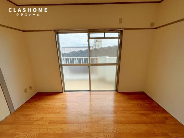 オレンジハイツ　　刈谷市近郊の賃貸はクラスホーム刈谷店の居間・リビング