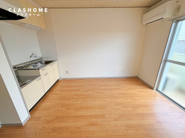 オレンジハイツ　　刈谷市近郊の賃貸はクラスホーム刈谷店の居間・リビング