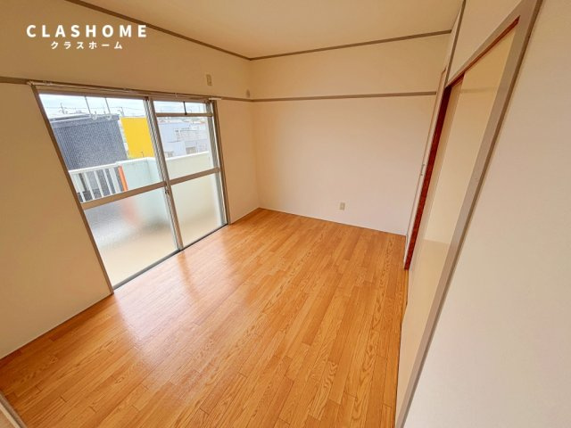 オレンジハイツ　　刈谷市近郊の賃貸はクラスホーム刈谷店の居間・リビング