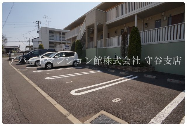 サンセールの駐車場