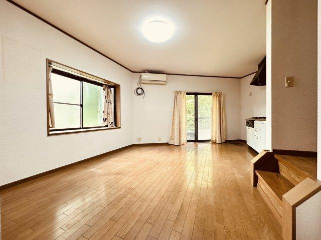 【居間・リビング】 | K21620-待鳳