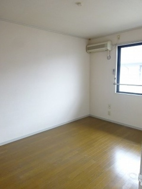 アーバンライフ津福【10,000円キャッシュバック対象物件】の寝室|使い勝手のいい寝室です