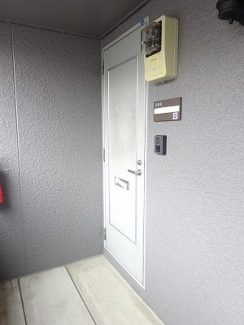 アーバンライフ津福【10,000円キャッシュバック対象物件】の玄関|毎日通る玄関はこちらです