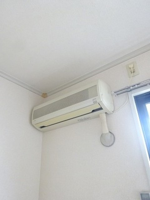 アーバンライフ津福【10,000円キャッシュバック対象物件】の設備|エアコンです