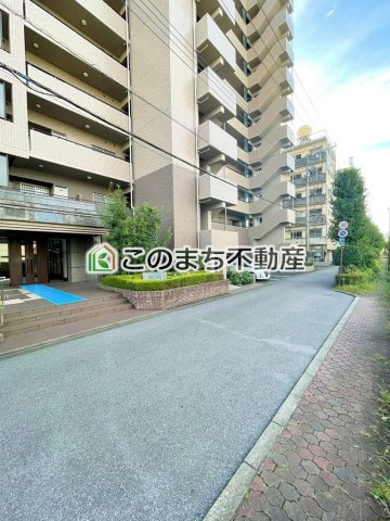 サーパス中河原の周辺|前面道路含む現地写真