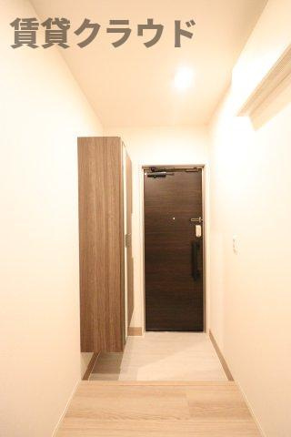 TORISIA　Nの玄関|散らかりやすい玄関もシューズボックス付きでスッキリ収納♪