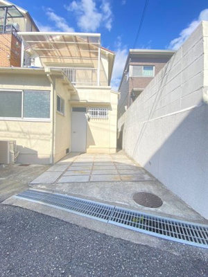 【駐車場】 | 名谷町貸家 | ☆神戸市垂水区　名谷町貸家☆