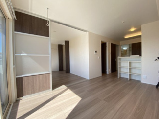 【居間・リビング】 | アビタシオンプリュネⅡ