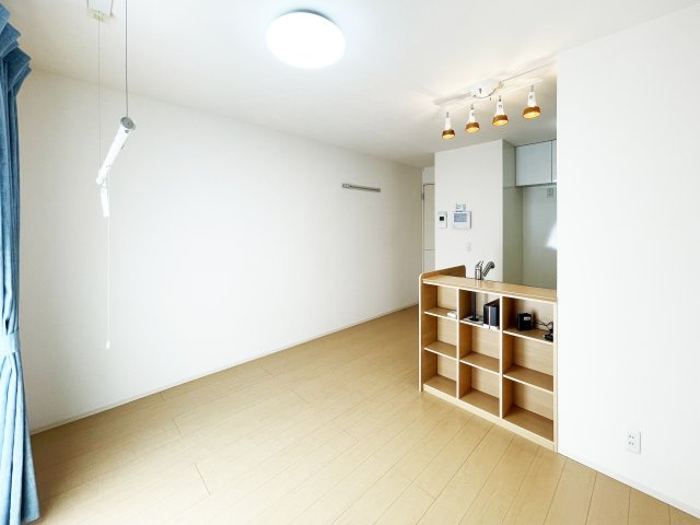 シャイン　クレール　B棟の居間・リビング