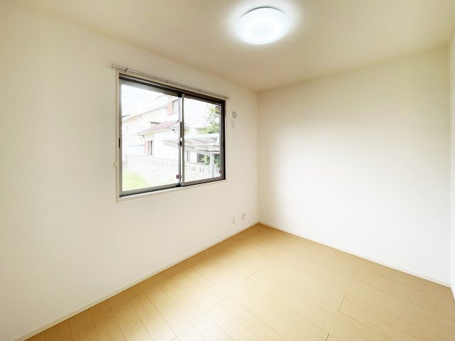 シャイン　クレール　B棟の居間・リビング