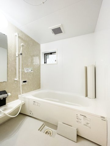 シャイン　クレール　B棟の浴室