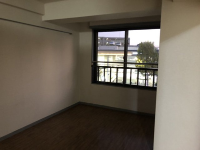 【洋室】 | ソレイユ谷原