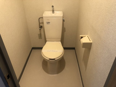【トイレ】 | ソレイユ谷原