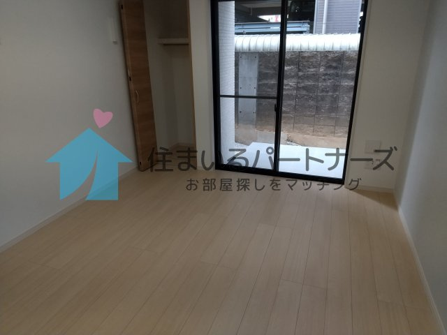 destino東町Ⅱの居間・リビング|こちらの居間で趣味の時間をお楽しみください
