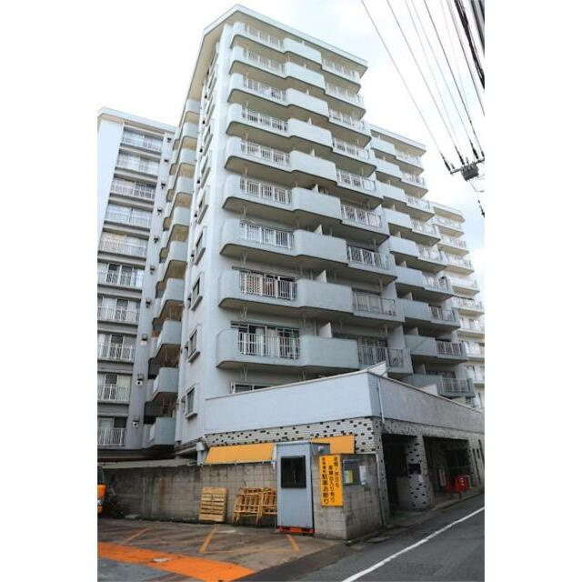 セブンスターマンション川崎大師（大師駅前１丁目 ）の外観|外観です　セブンスターマンション川崎大師　2DK　リフォーム済　京急大師線 「川崎大師」駅 徒歩1分 　南西向き3方角部屋　陽当り・眺望良好 　1974年11月築　駅前　エレベータ　管理体制良好　