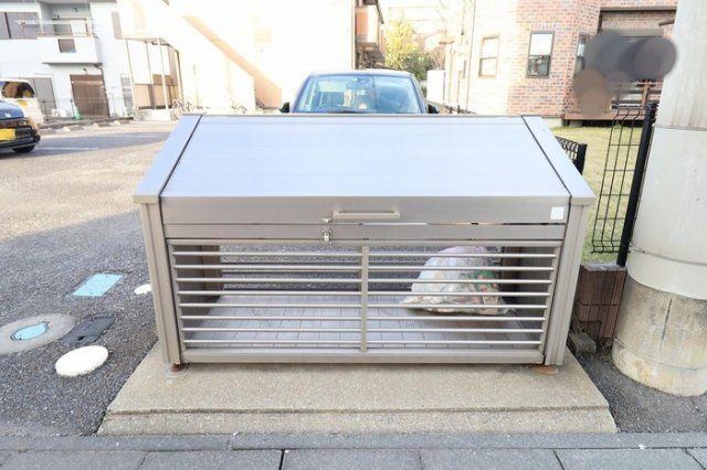 タウン・コート槐（ＫＡＩ）のその他共用部分|ゴミストッカー