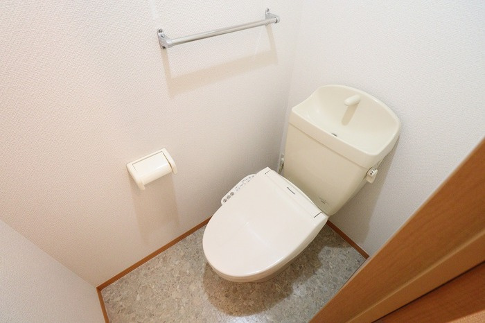 タウン・コート槐（ＫＡＩ）のトイレ|温水洗浄暖房便座