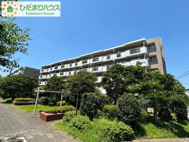 蓮田駅前住宅8号棟の外観