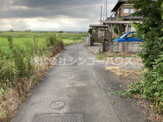 【前面道路含む現地写真】